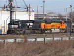 NS 2693 and BNSF 9280